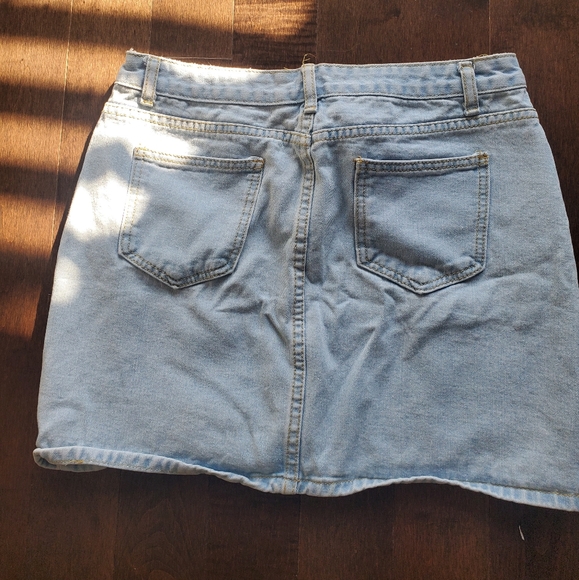 Jean Mini Skirt Shein Size Small - Picture 2 of 3
